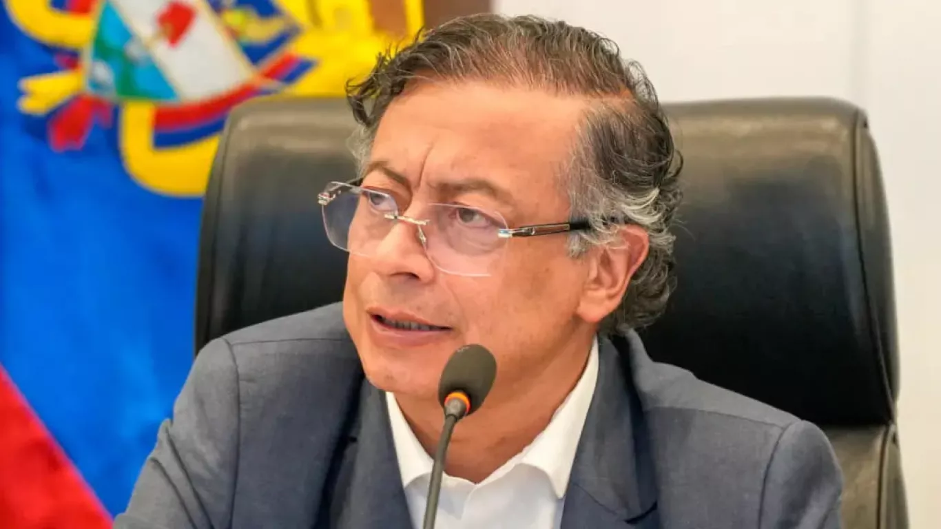 Gustavo Petro primer plano
