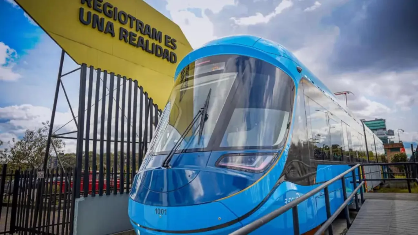 Regiotram de occidente vagón