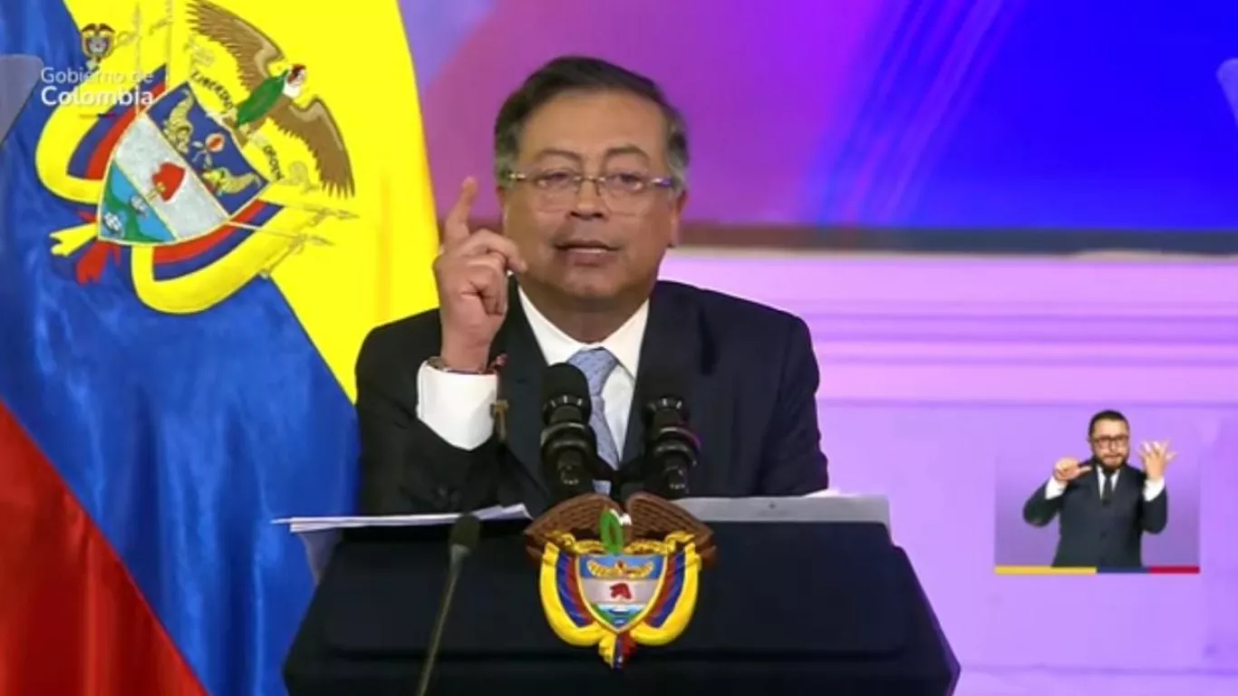 petro-inaugura-periodo-legislativo-25