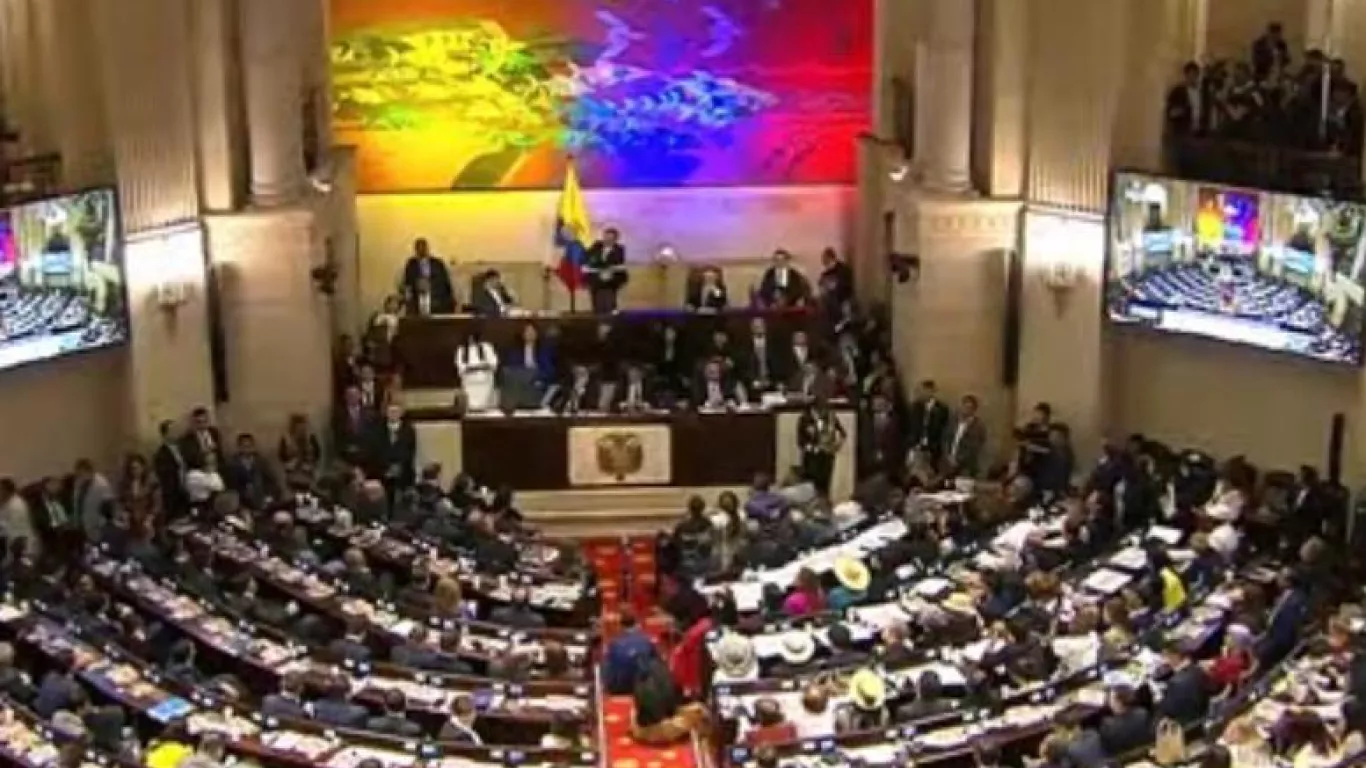 congreso-20 julio 25