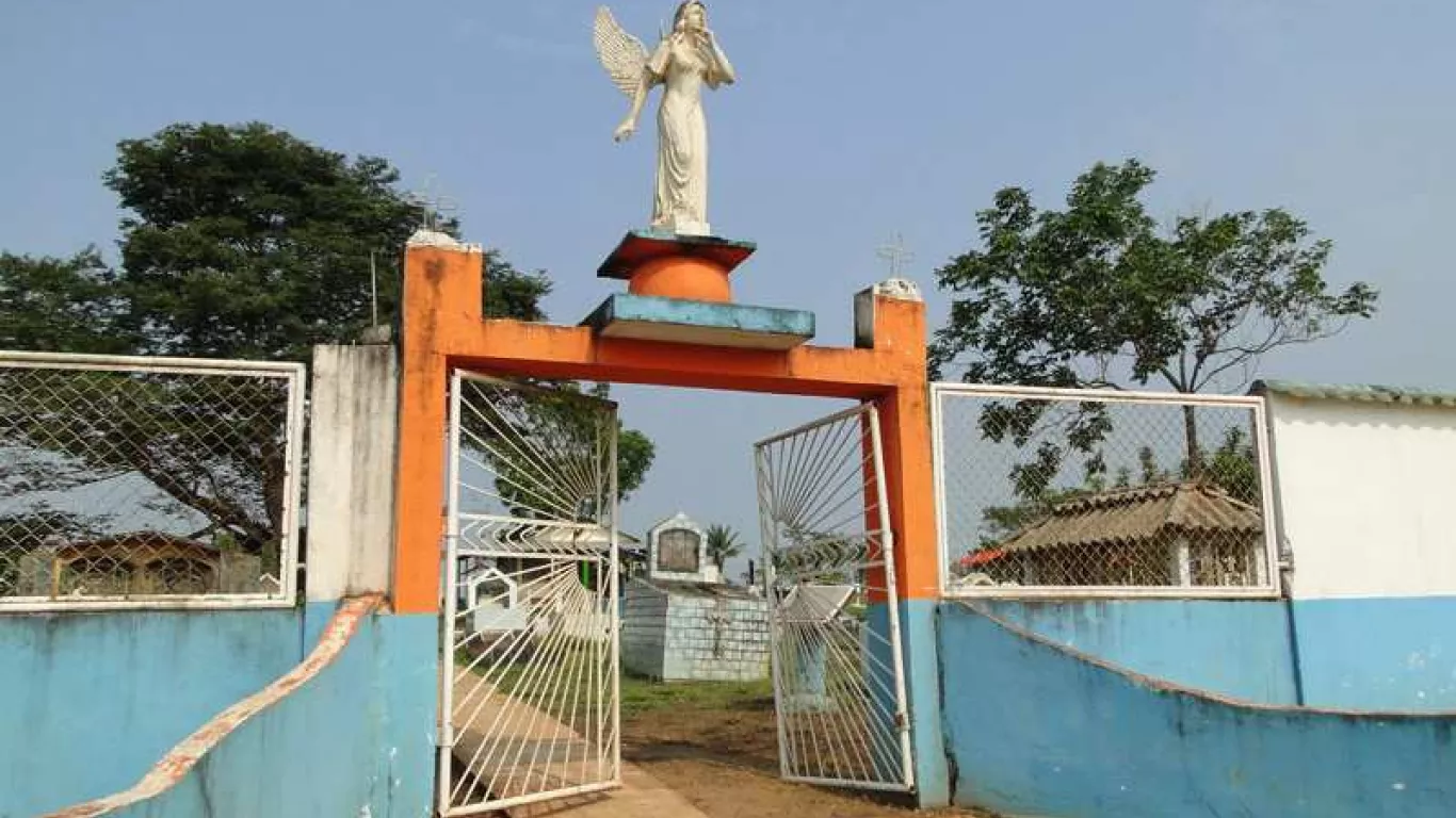 cementerio de Calamar, Bolívar