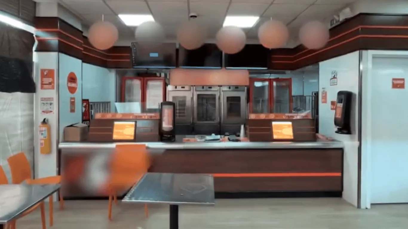 little ceasar causura