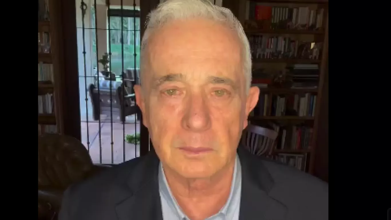 Expresidente Alvaro Uribe Vélez pantallazo