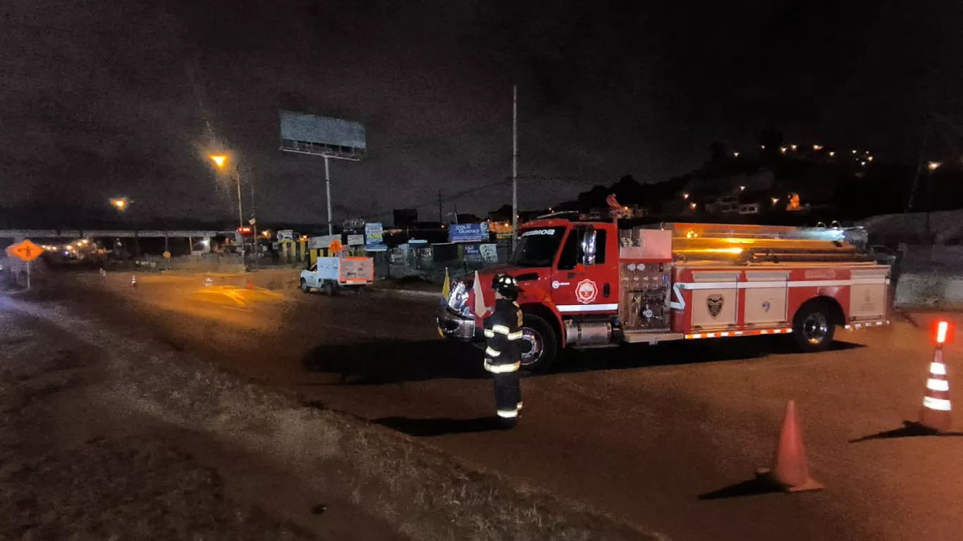 Cierre total de la Autopista Sur por fuga de gas en Soacha
