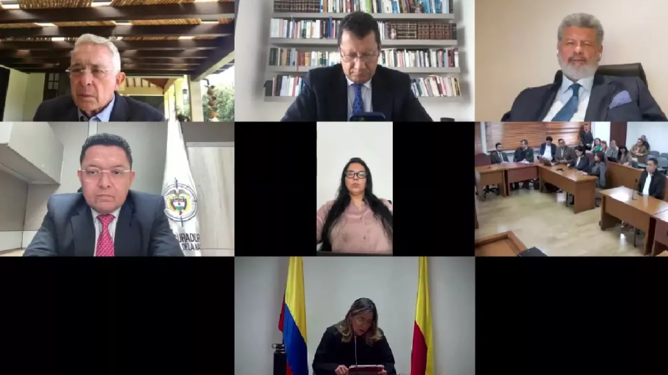 Lectura Condena Uribe