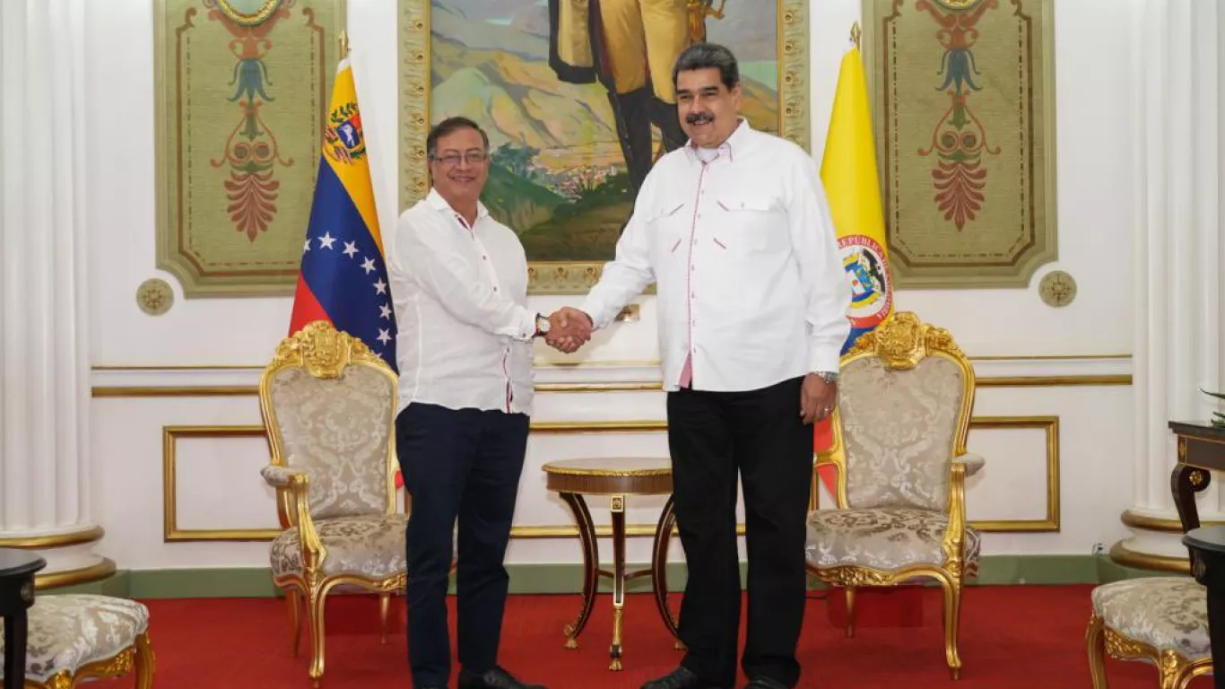 Gustavo Petro y Nicolás Maduro
