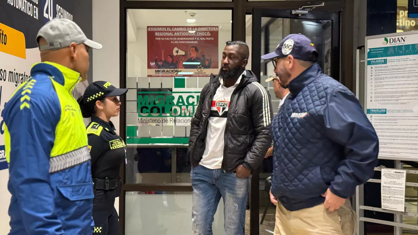 Hincha brasileño deportado de Colombia