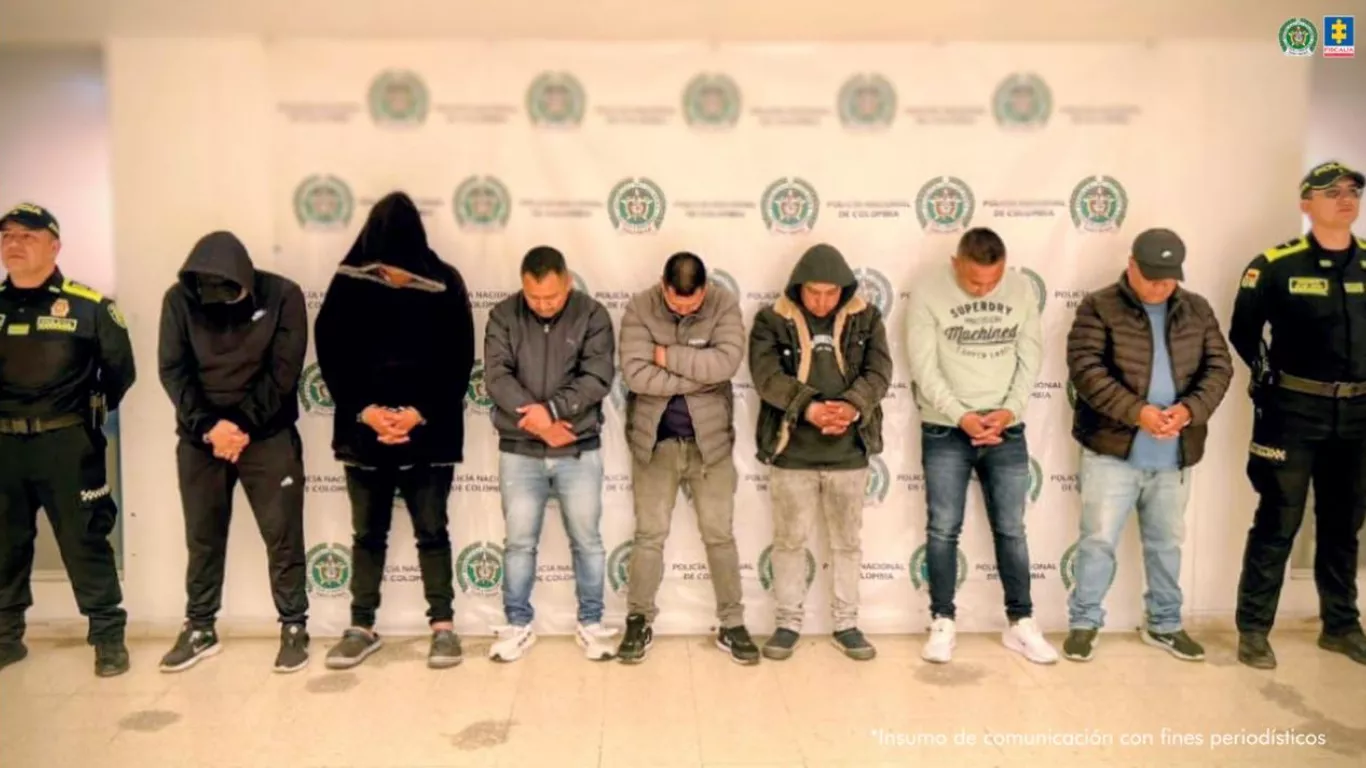 Cinco policías y siete sujetos capturados por tráfico de migrantes