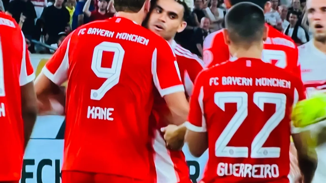 debut-soñado-lucho-diaz