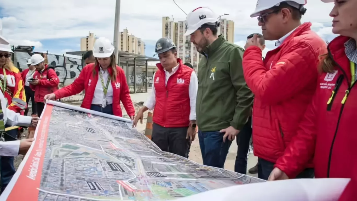 Orlando Molano, director del IDU y alcalde Carlos Fernando Galán 