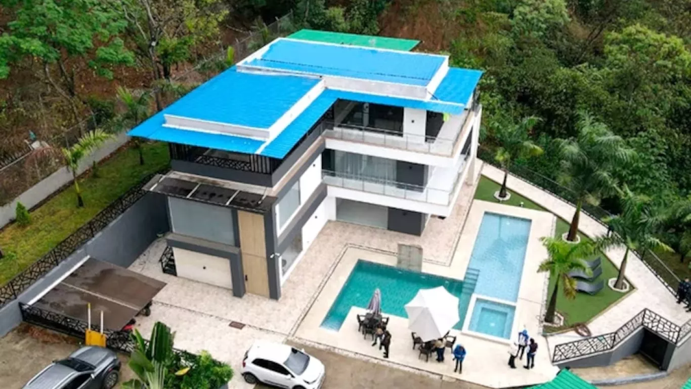 mansion intervenida en cali