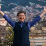 Alcaldesa Claudia López ganó el premio LGTB de Andalucía